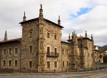 Oñati y Santuario de Aránzazu, País Vasco, España